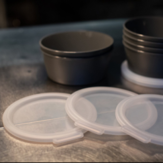 Miska fi.104mm POKRYWKA biała, Move Menu, WIELORAZOWE